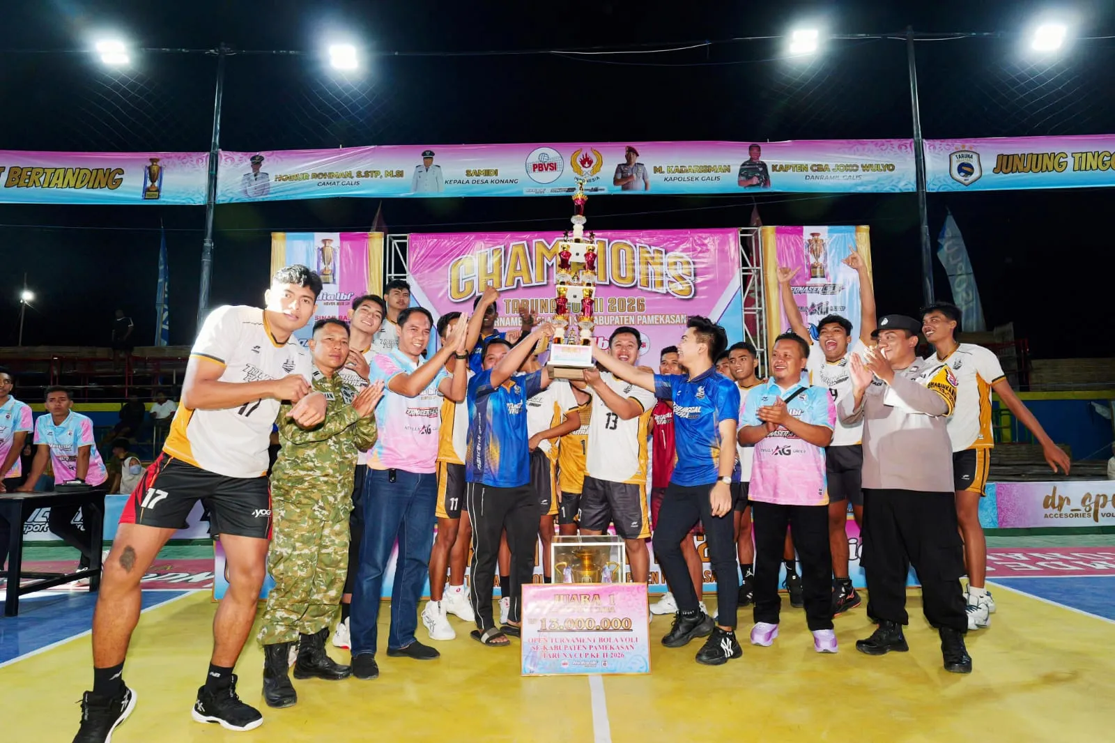 Membanggakan! Merpati Tri Tunggal Putra Naik Podium Tertinggi Taruna Cup Pamekasan 2026