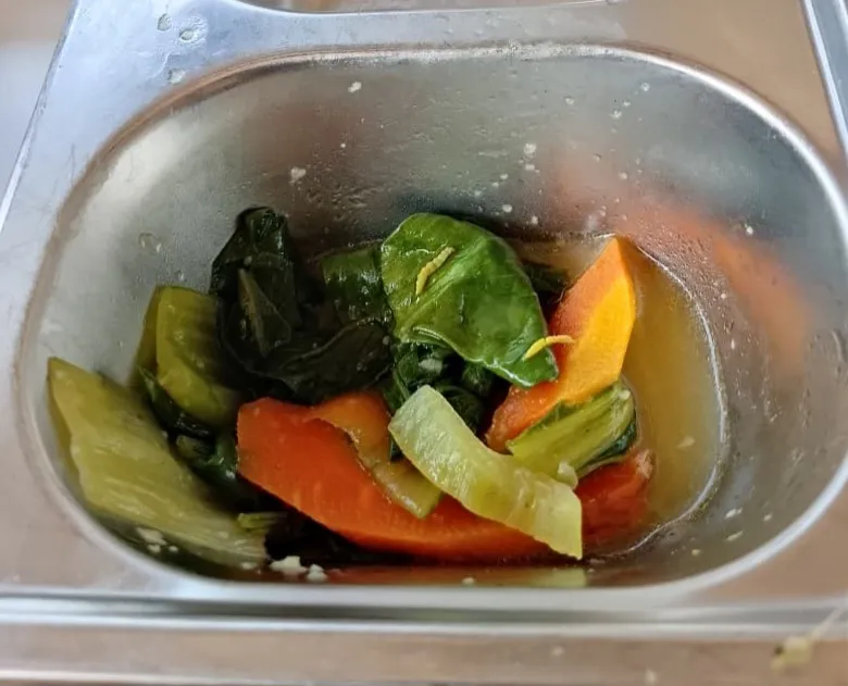 Sudah Dua Kali, Menu SPPG Kertagenah Laok Kembali Ditemukan Berulat
