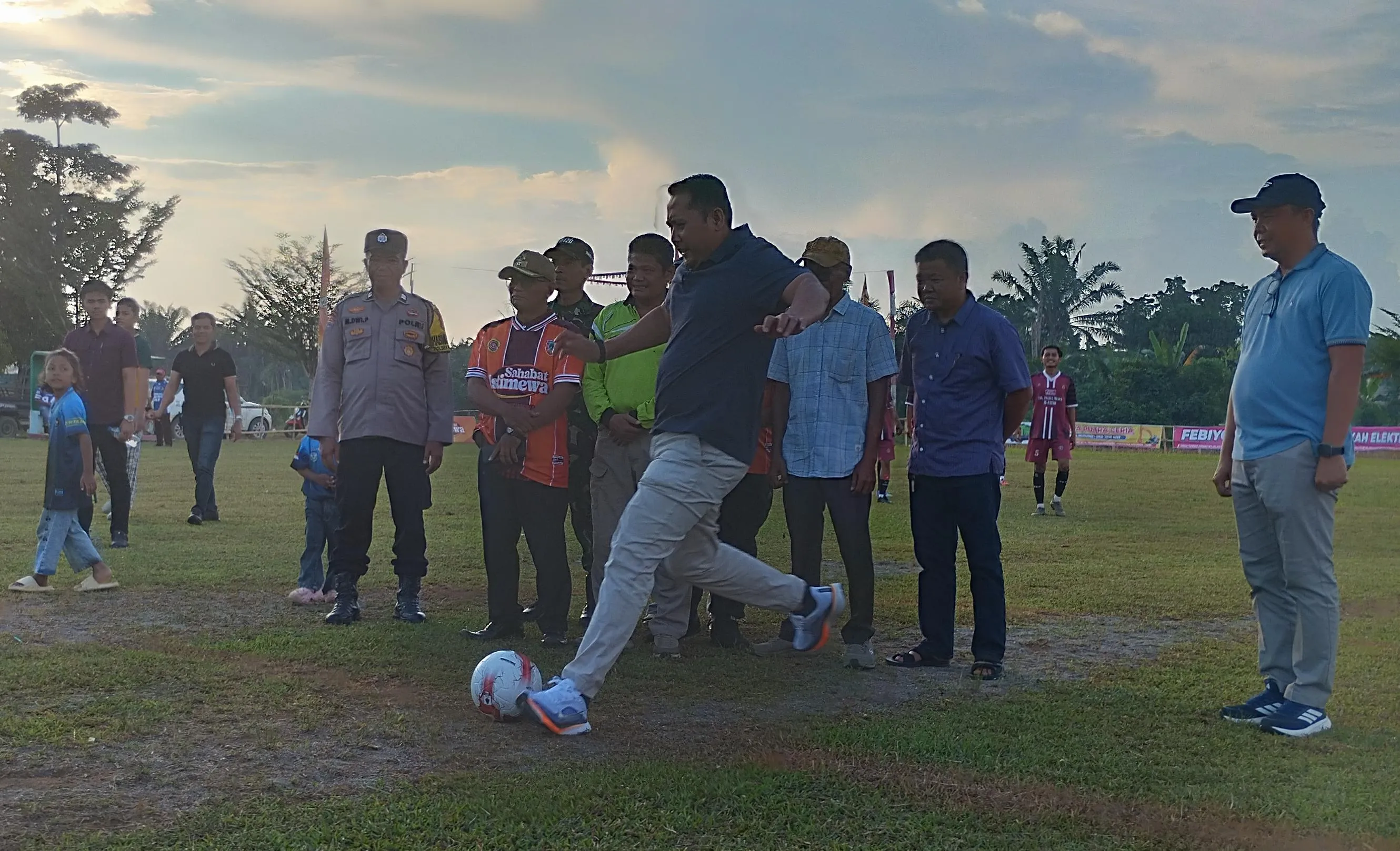 Buka Turnamen Tanah Abang Istimewa, Bupati M. Syukur Dukung Penuh Geliat Olahraga Merangin