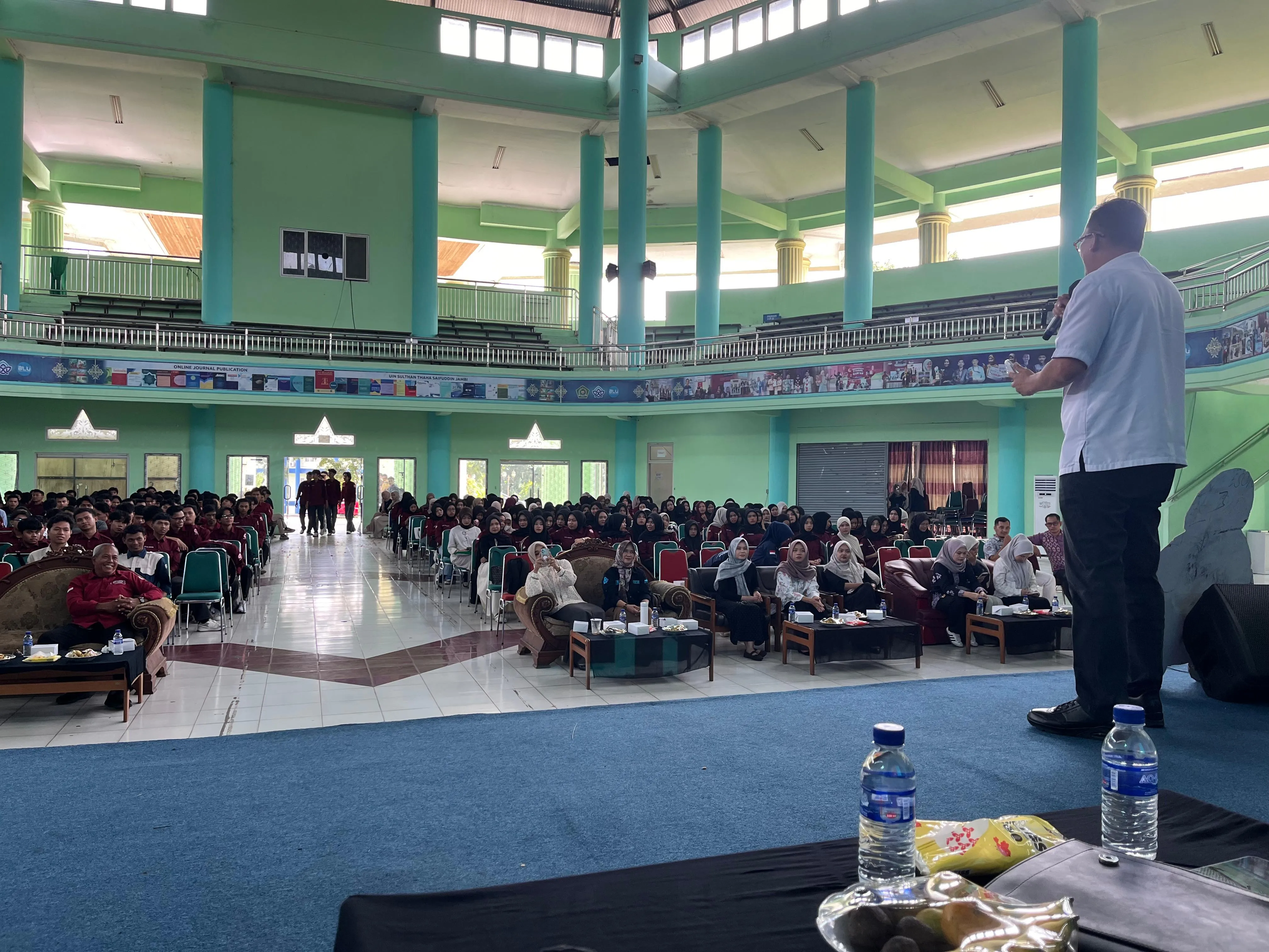 Di Hadapan Ratusan Mahasiswa UIN Ariansyah Tegaskan Bahaya Laten Judi  Online