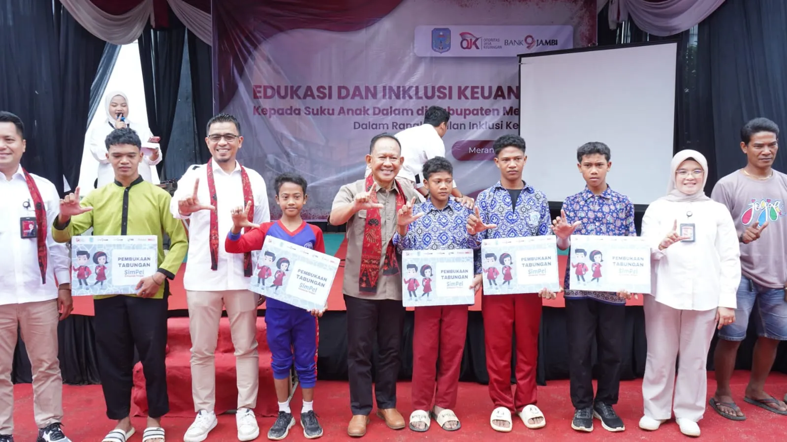Pesan Menyentuh Wabup A. Khafidh: “Tolong Nian, Jangan Cegah Anak SAD Sekolah'”
