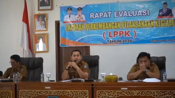 Rapat Diwakilkan, Serapan Anggaran Masih Minim Bupati M. Syukur Semprot OPD