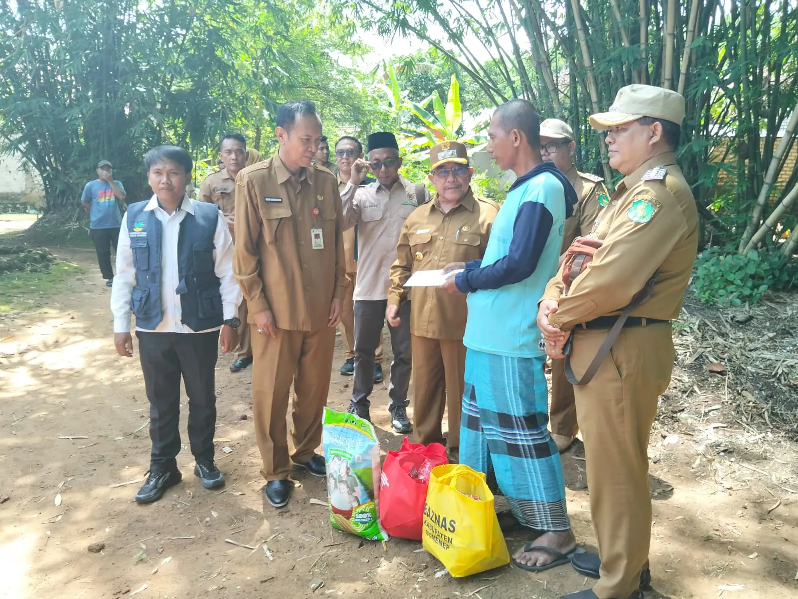 Pemkab Sumenep Dan BAZNAS  Beri Bantuan Kepada Warga Terdampak Bencana Alam