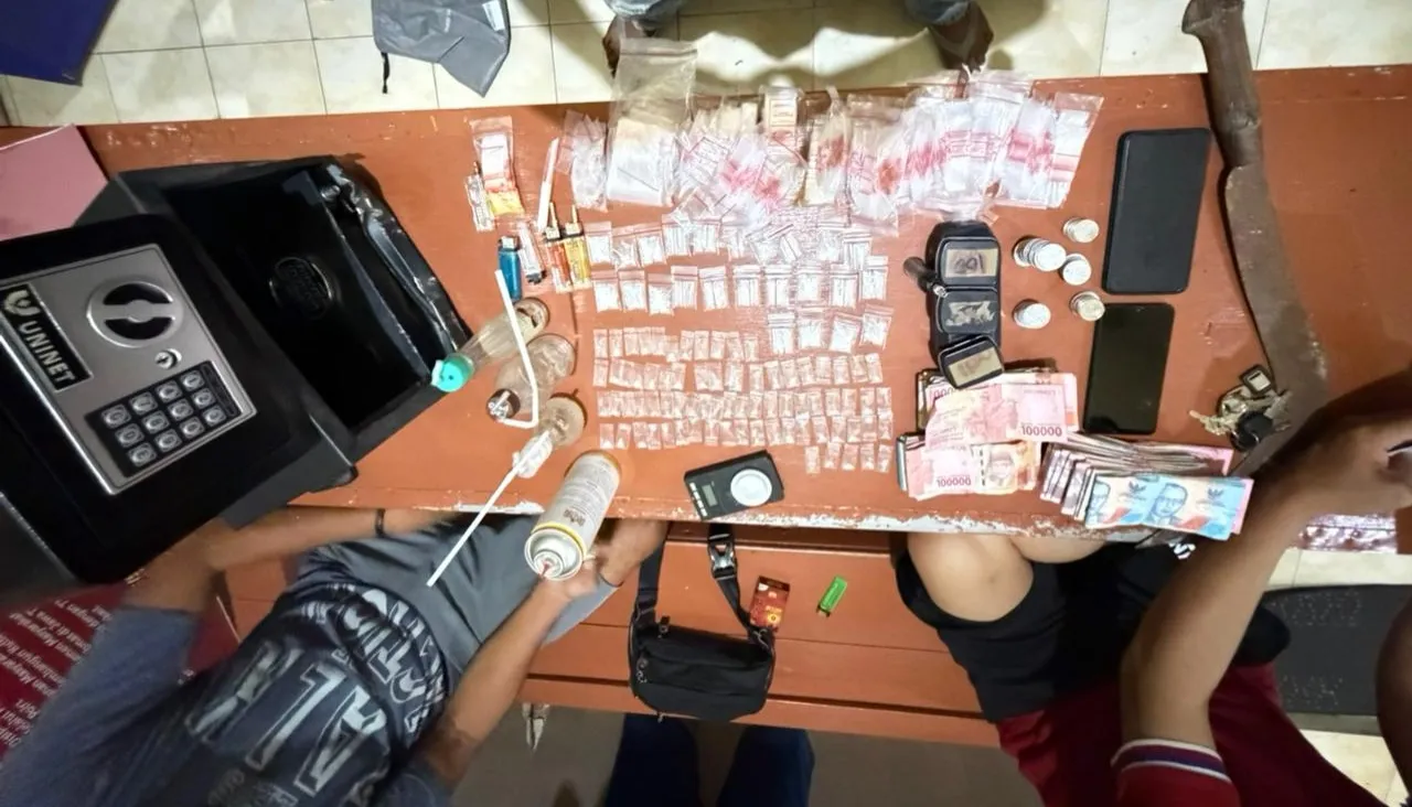 Barang Bukti Sabu Seberat 41,803 gram Diamankan Polsek Masalembu, Pelaku Kabur