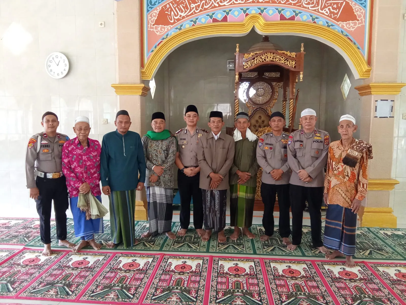 Jum’at Keliling, Kapolsek Bahar Selatan Sampaikan Pesan Kamtibmas