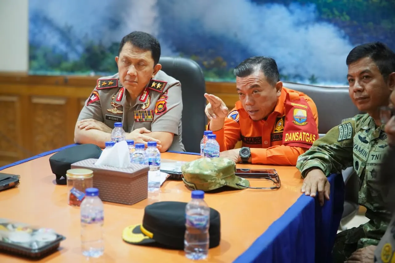 Gubernur Jambi Antensikan Satgas Karhutla, Padamkan Kebakaran di Taman Nasional Berbak dan Sembilang 