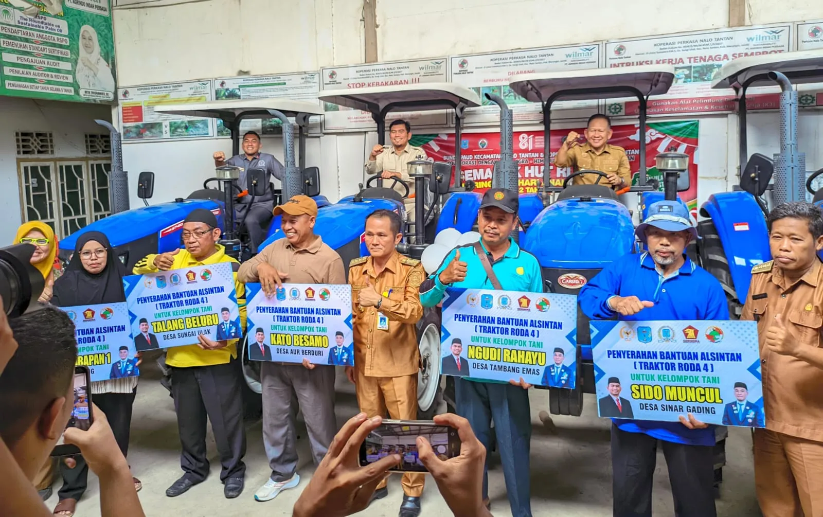 Berkat Lobi Waka II A. Fahmi ke Pusat, 5 Kelompok Tani Merangin Terima Bantuan Alsintan