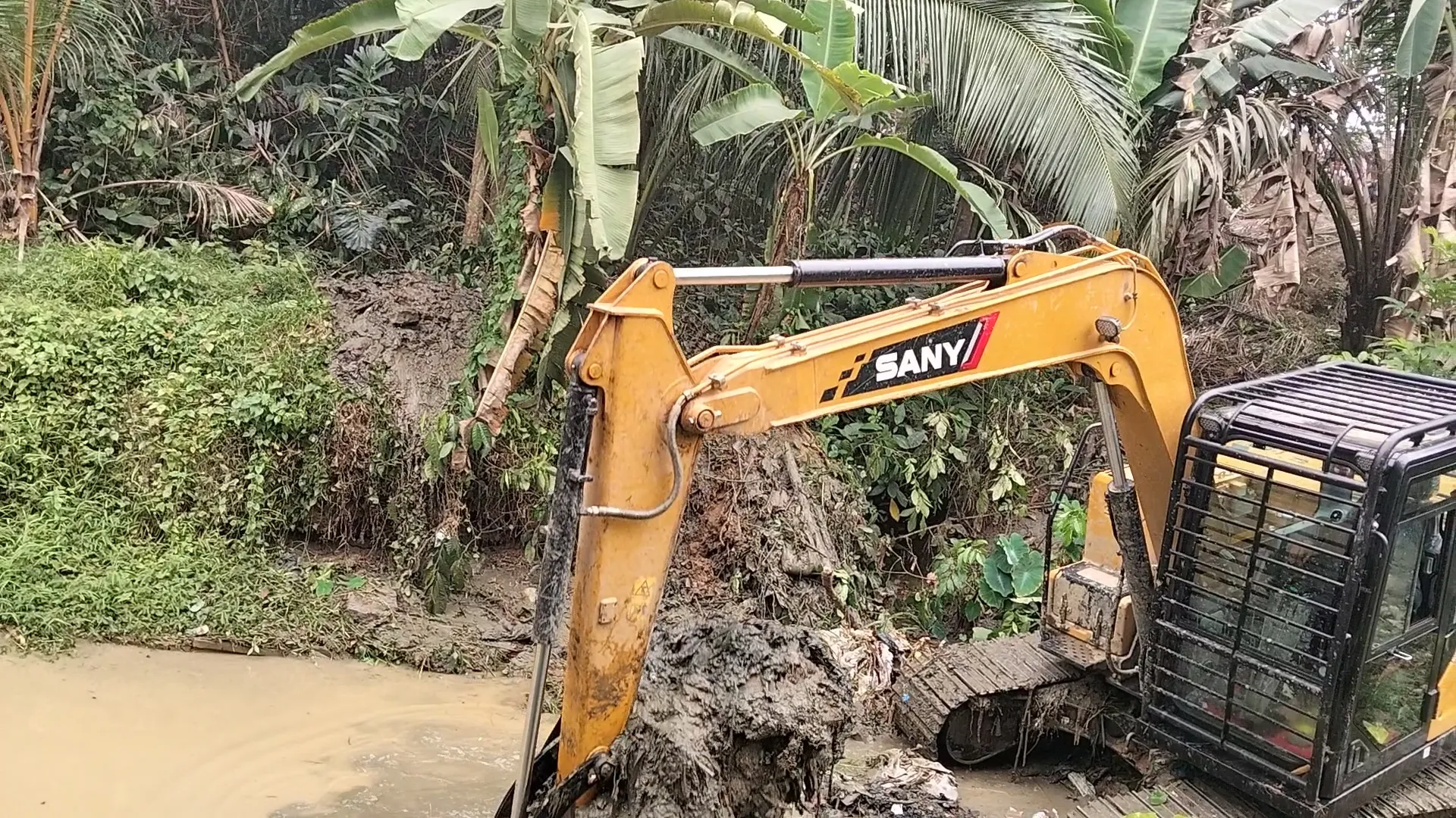 Masyarakat Tabir Normalisasi Sungai Guna Swadaya, Malah Minta  Gubernur Jambi Bukan Bupati 