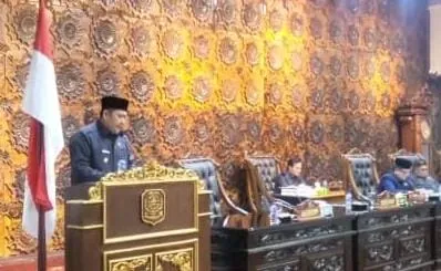 Bupati H M Syukur Sampaikan Ranperda Pertanggungjawaban APBD 2025