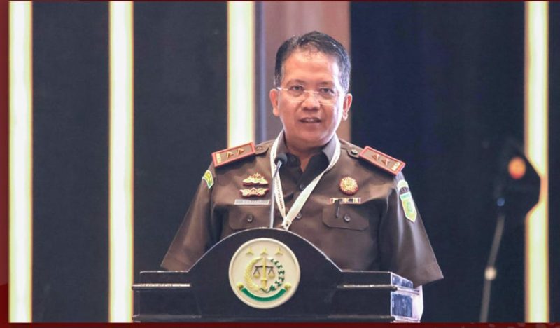 Kajati Lampung, Dr. Kuntadi, merespon pertanyaan publik khususnya dari Ketua Umum DPP KAMPUD, Seno Aji terkait perkembangan penanganan kasus dugaan Tipikor perjalanan Dinas DPRD Kab. Tanggamus tahun 2021