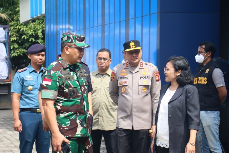 Pangdam XII Tanjungpura saat hadiri konfrensi pers DJBC Kalbagbar, Jl. Pak Kasih Kota Pontianak. Kamis, 20/02/2025