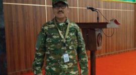 Bupati Lampung Utara, Dr. H. Hamartoni Ahadis, M.Si, setibanya di lokasi retret Kepala Daerah di Magelang Jawa Tengah. Jum'at, 21/2/2025