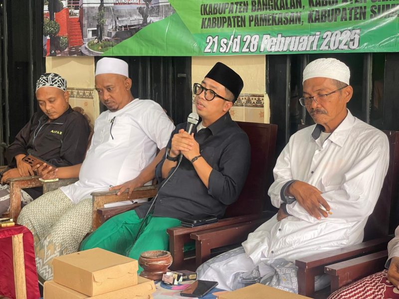 Anggota DPRD Jatim Fraksi PKB, Nur Faizin melakukan reses hari ke dua di desa Banasareh, Rubaru, Sumenep, Rabu (26/02/2025).