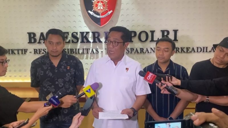 Dirtipidum Bareskrim Polri, Brigjen Djuhandani Rahardjo Puro, saat memberikan keterangan pers di Mabes Polri. Selasa, 18/02/2025 (Dok. Yanto)