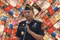 Ilustrasi Kepala Bea Cukai Madura dan maraknya peredaran rokok ilegal di Madura.