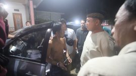 Kapolres Pamekasan, AKBP Hendra Eko Triyulianto, saat menggerebek rumah terduga pelaku penyalahgunaan narkoba di Desa Panagguan, Kecamatan Proppo, Rabu (26/3/2025).