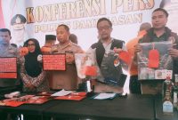 Konferensi pers hasil operasi Pekat Semeru 2025 di Joglo Jokotarub Polres Pamekasan, Rabu (12/3/2025).