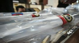 Barang bukti selongsong peluru yang diamankan oleh Polda Lampung di TKP penembakan tiga anggota polri di Way Kanan saat bertugas. Bandarlampung, Rabu (19/3/2025). (ANTARA/Dian Hadiyatna)
