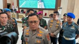 Kapolda Lampung Irjen Pol Helmy Santika beri keterangan soal penembakan menewaskan tiga polisi saat menggerebek judi sabung ayam di Way Kan 