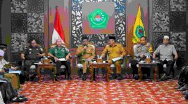 Pemkab Pamekasan silaturrahim dengan sejumlah ulama' dan perwakilan Ormas di Peringgitan Dalam Mandhapa Aghung Ronggosukowati, (18/2/2025).