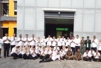 Foto bersama Pemerintah Kecamatan Kresek, Gelar 