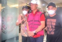 Foto: Ketua Pengadilan Negeri Jakarta Selatan Muhammad Arif Nuryanta ditahan Kejagung (Mulia/detikcom)
