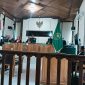 Terdakwa RTS saat menjalani sidang di Pengadilan Negeri Bangko 