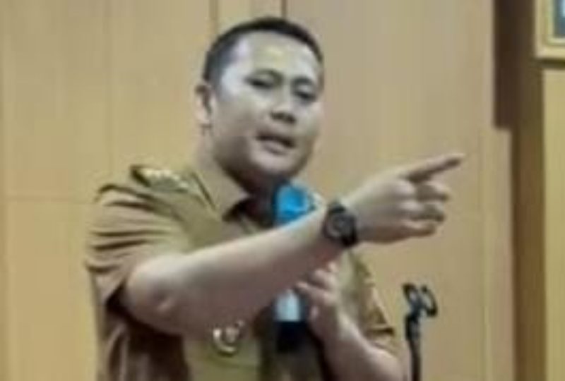 Bupati Merangin Pertanyakan Kadis PU dan minta seluruh Dinas Pendidikan cek jangan terima laporan 