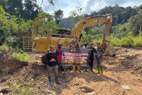 Polisi Amankan Dua Alat excavator 