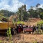 Foto Istimewa saat penangkapan Alat excavator Dusun Petekun 