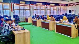 Tim Pencari Fakta Nusantara (TPF-N) bersama Perkumpulan Pemuda Pengawal Keadilan (P3K) menggelar audiensi ke kantor DPRD Pamekasan, Selasa (22/7/2025).