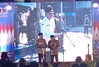 Bupati Pamekasan, Dr. KH. Kholilurrahman bersama Wakil Bupati Sukriyanto, saat memaparkan sejumlah program unggulan yang berhasil dilaksanakan dalam 100 hari kerja di Arek Lancor