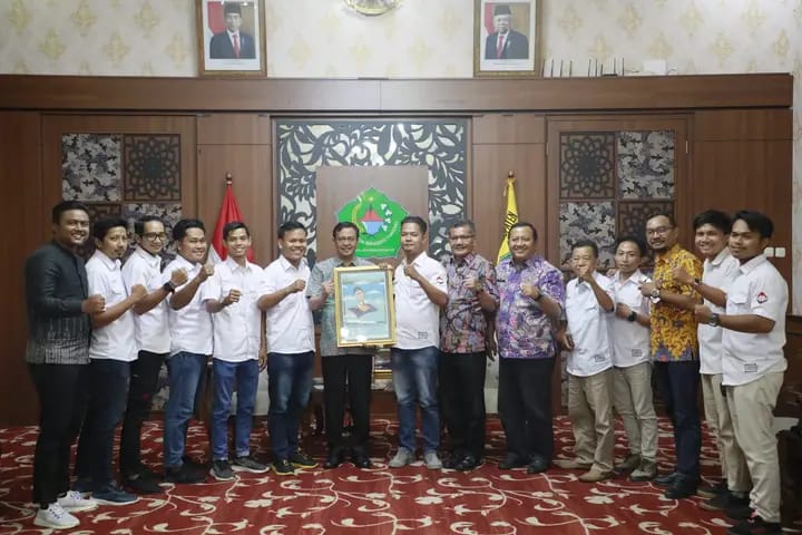Jurnalis Center Pamekasan saat silaturahmi dengan Pj. Bupati.