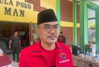 KETERANGAN: Ketua DPC PDI Perjuangan Bangkalan Fatkurrahman saat di wawancara awak media.(Dok: Istimewa)