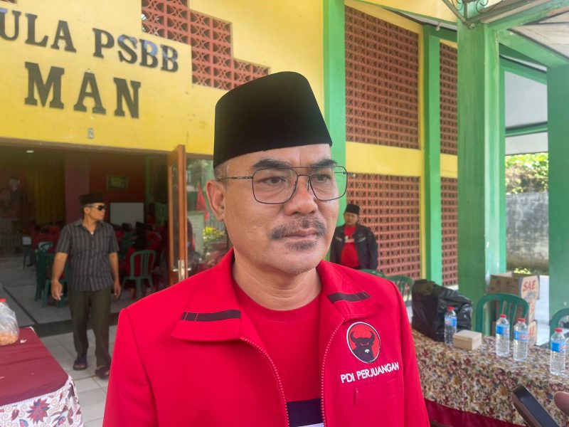 KETERANGAN: Ketua DPC PDI Perjuangan Bangkalan Fatkurrahman saat di wawancara awak media.(Dok: Istimewa)