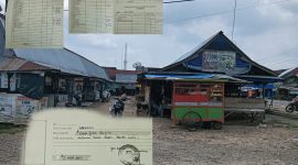 Tampak foto keberadaan kios pasar rantau panjang didepan kantor Lurah pasar