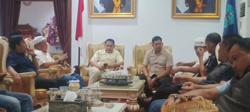 Tokoh masyarakat Marga Batin IX Ilir pertemuan dengan pemerintah daerah bahas tambang ilegal aliran sungai Merangin 