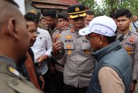 Kapolres Merangin temui pendemo