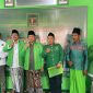KETERANGAN: Ketua dan jajaran pengurus DPC PPP Bangkalan bersama kader saat pelaksanaan Muskercab dan menegaskan dukungan kepada H. Mardiono untuk kembali memimpin PPP.(Foto/Istimewa).