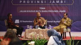 Diskusi dengan Tema 