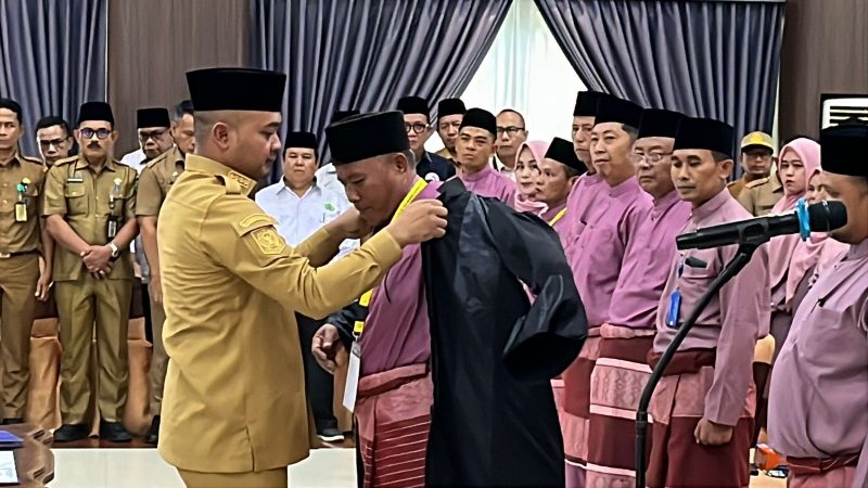 Bupati Tebo Agus Rubiyanto Lantik 120 Hakim MTQ Ke 21