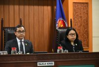 Majelis Komisi Pengawas Persaingan Usaha (KPPU)

Kredit: KPPU