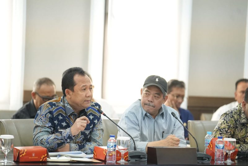 Bupati Muaro Jambi dorong minyak rakyat 