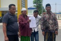 Warga Bulangan Barat Laporkan Kontraktor Dinas PUPR dan pihak terkait tentang penyerobotan tanah bersertifikat untuk pelebaran jalan, Jum'at (03/10/2025).