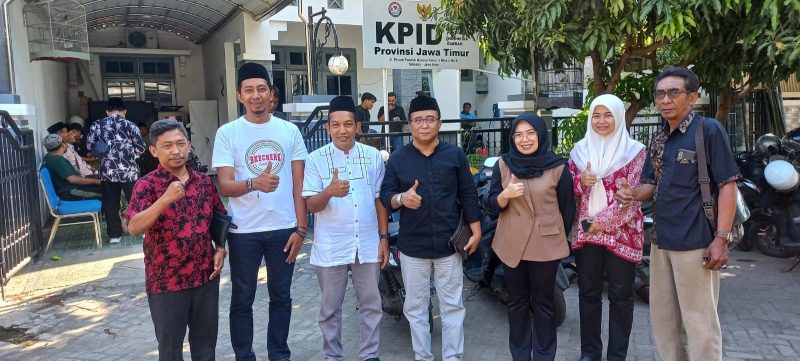 Jajaran Komisi Penyiaran Indonesia Daerah (KPID) Jawa Timur.