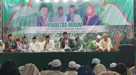 Suasana meriah saat berlangsung kegiatan Fakultas Hukum Bersholawat