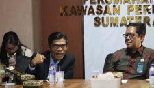 Kepada ombudsman