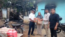 Peduli SMSI Bungo berikan bantuan kepada korban kebakaran