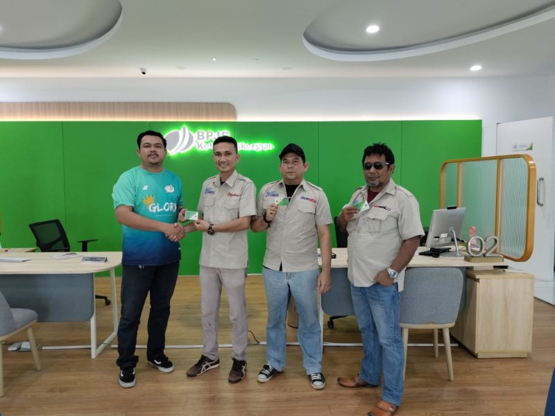 Pengurus Serikat Media Siber Indonesia (SMSI) Kabupaten Tebo menerima Kartu BPJS Ketenagakerjaan Secara Simbolis