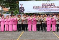 Foto bersama jajaran Polres Sampang usai sertijab 